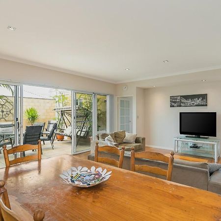 Ocean Keys Cottage - Free Wifi Mindarie Exterior photo