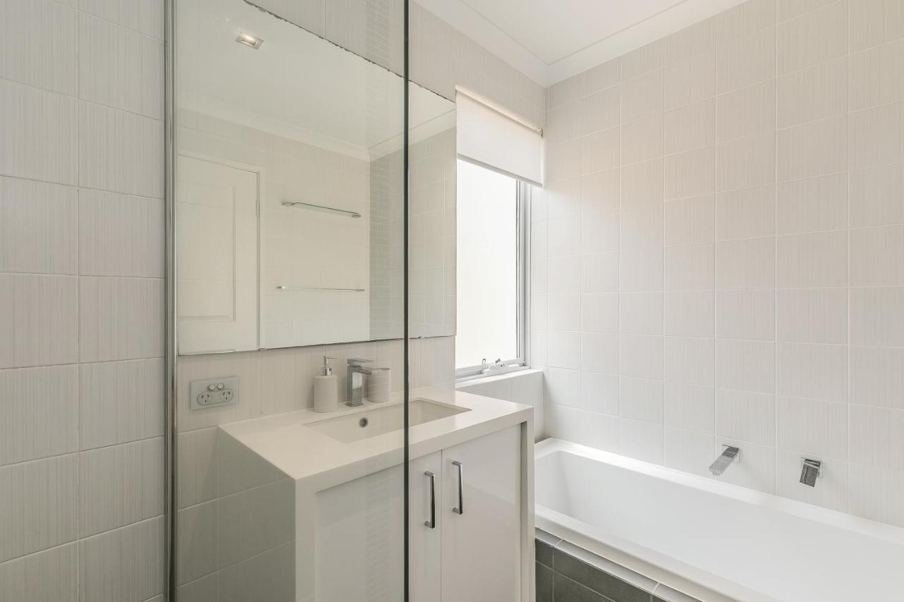Ocean Keys Cottage - Free Wifi Mindarie Exterior photo